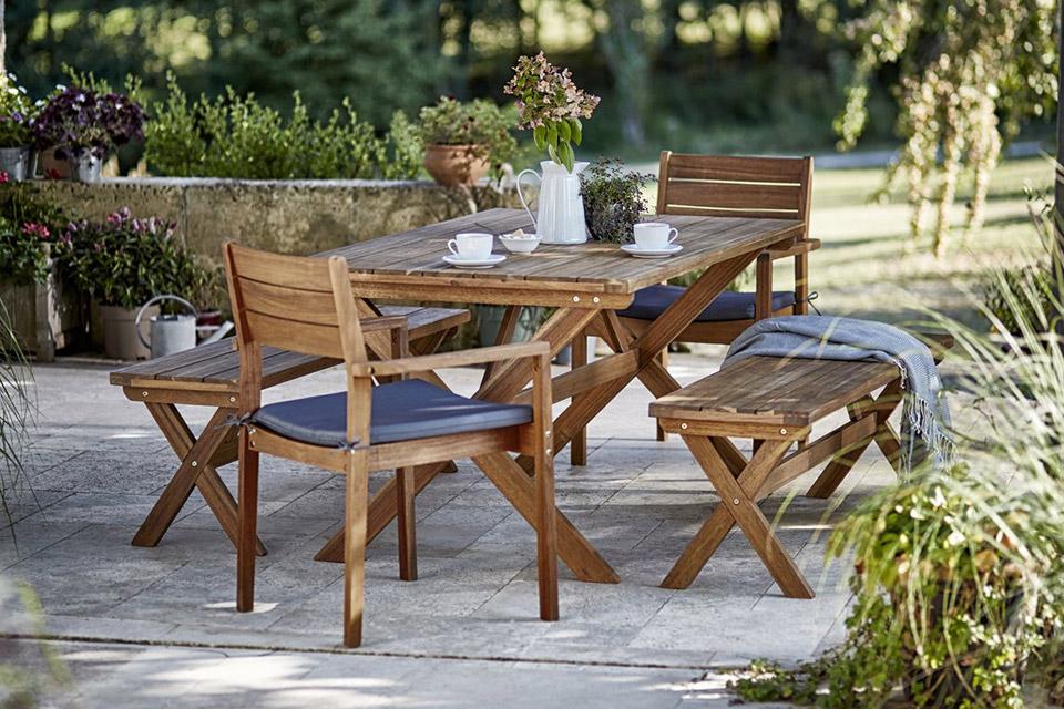 garden furniture Oakham